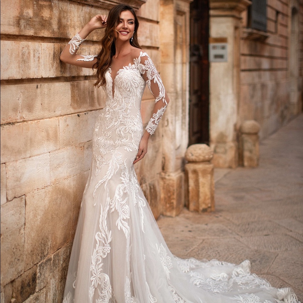 Nora Naviano Miami Wedding Dress